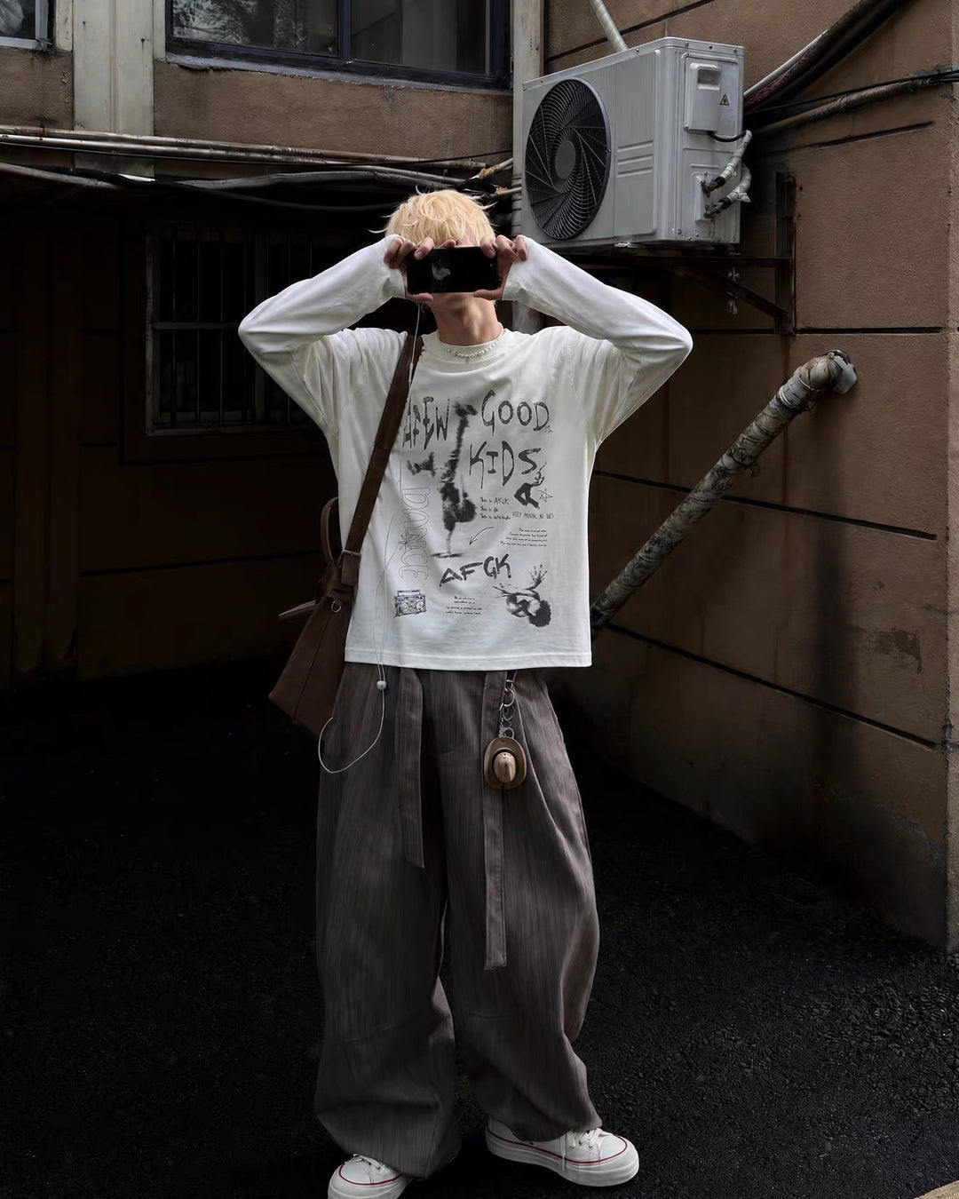 (AFGK) "Vintage Distressed Long Sleeve Tee"
