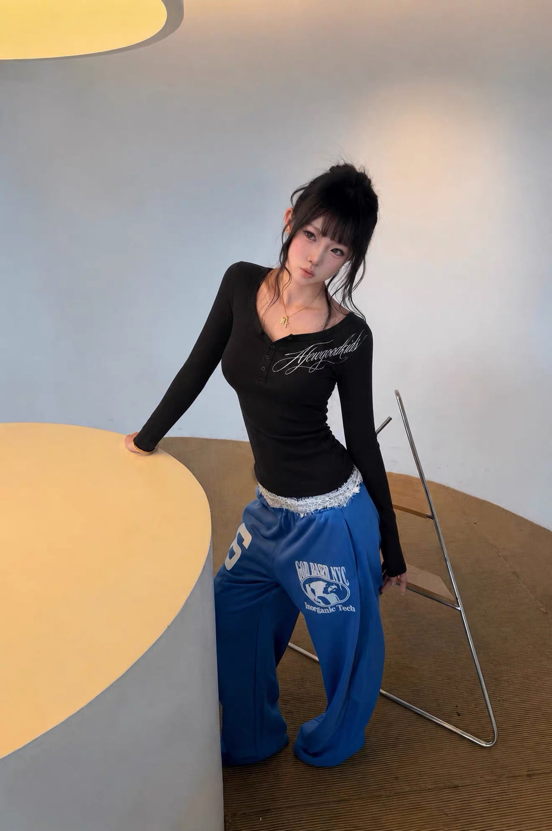(AFGK) "V-Neck Logo Long Sleeve T-Shirt"