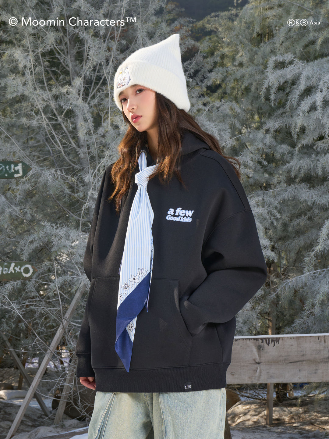 AFGK X MOOMIN “Scarf scuba hoodie"