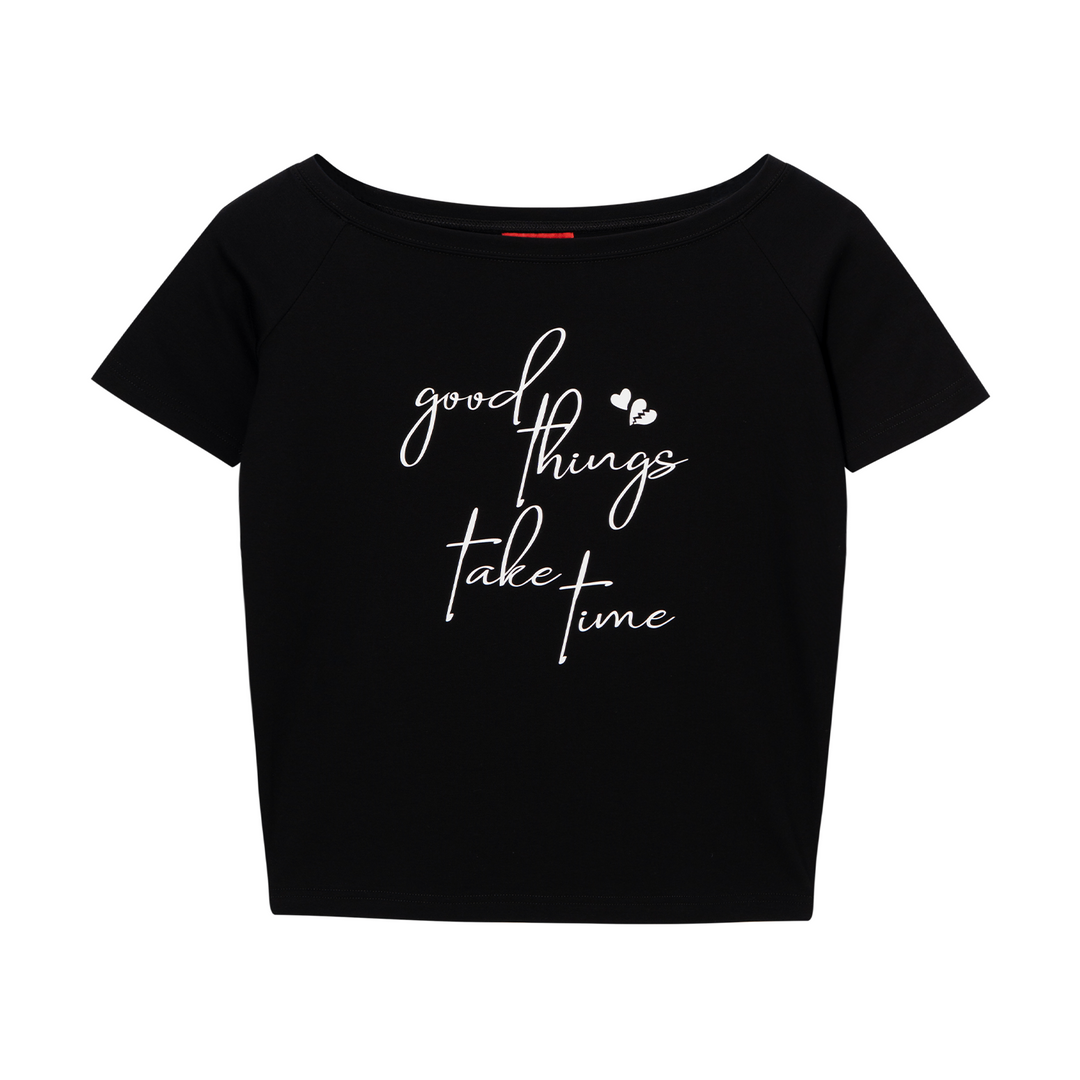 DONCARE(AGFK) "Off-shoulder top shirt"