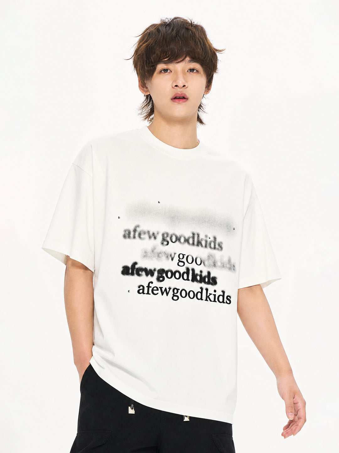(AFGK) "Blurry Illusion Logo Tee"