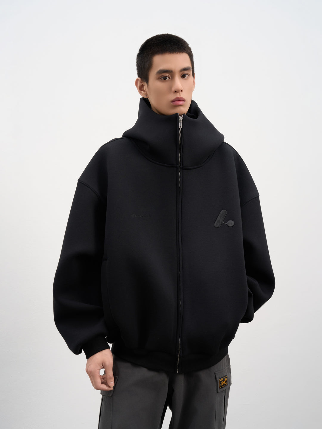 DONCARE(AFGK) "Hign-neck scuba zip hoodie"