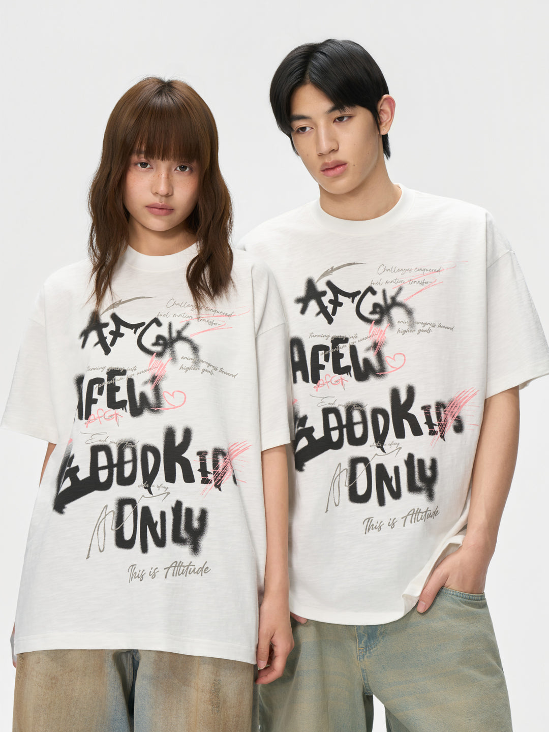 (AFGK) "Graffiti Spray Logo Tee“