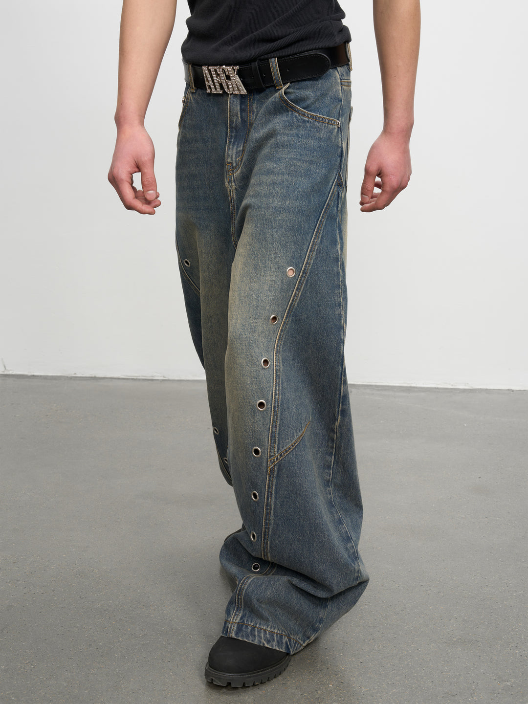 DONCARE(AFGK) "Washed baggy jeans"