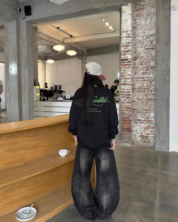 (AFGK) "Cursive Script Embroidered Long Sleeve Tee“