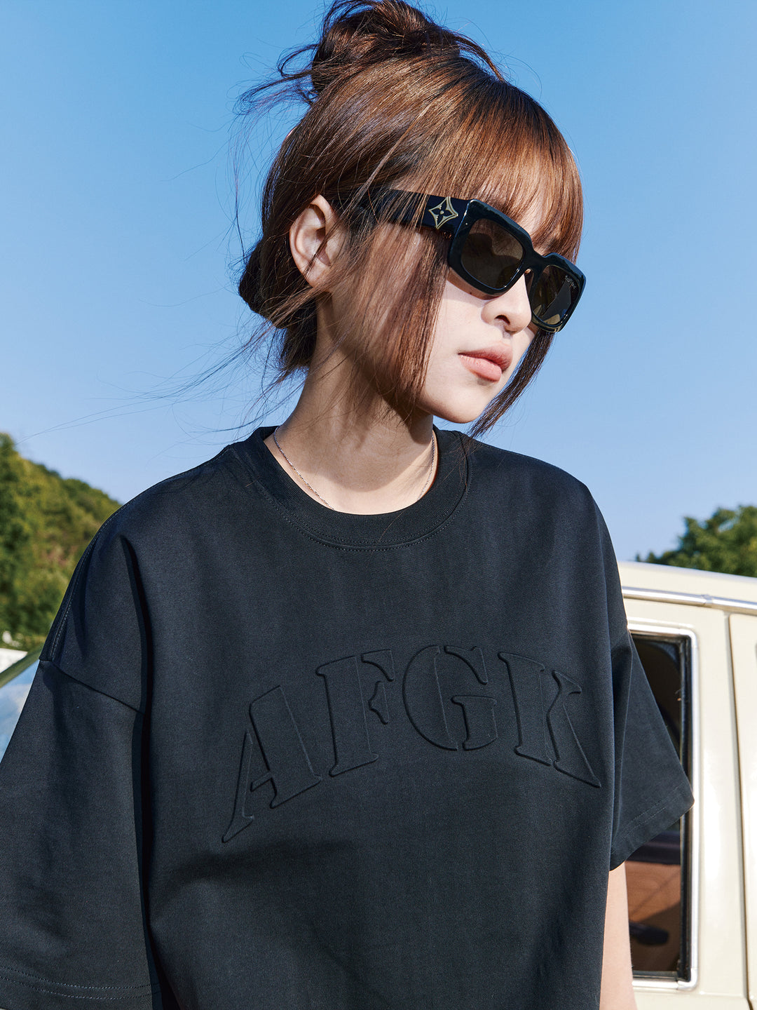 DONCARE(AFGK) "3D Embossed logo t-shirt"